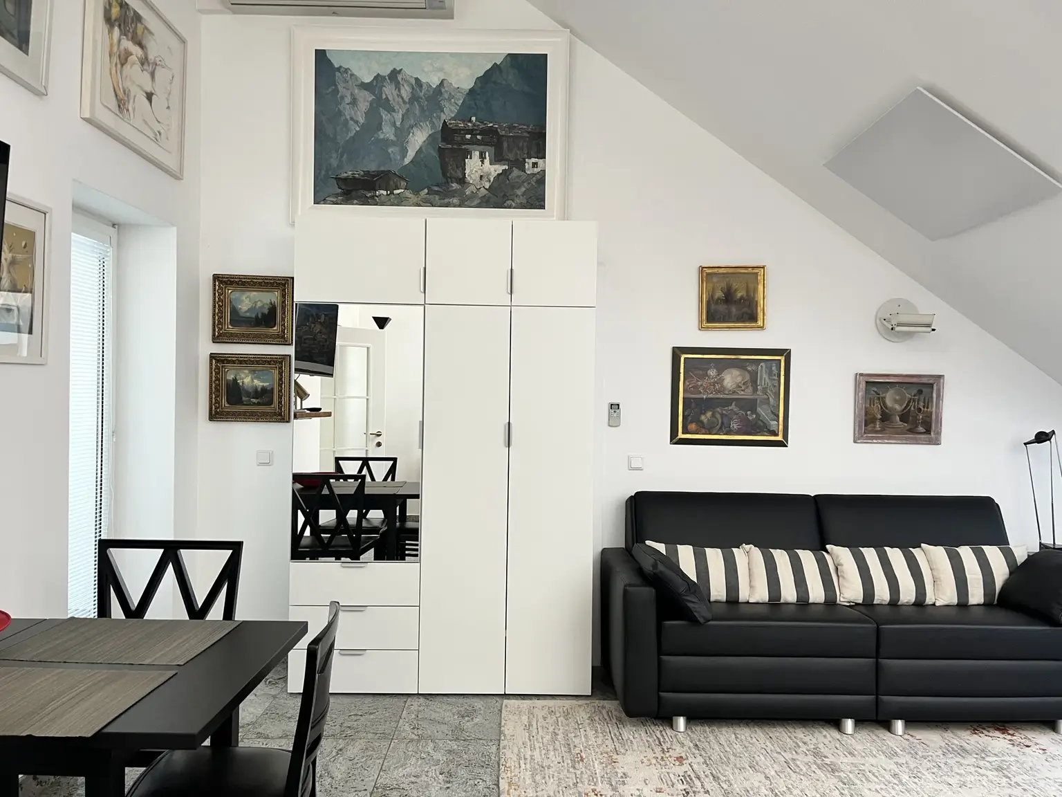 Ausziehbares  Schlafsofa