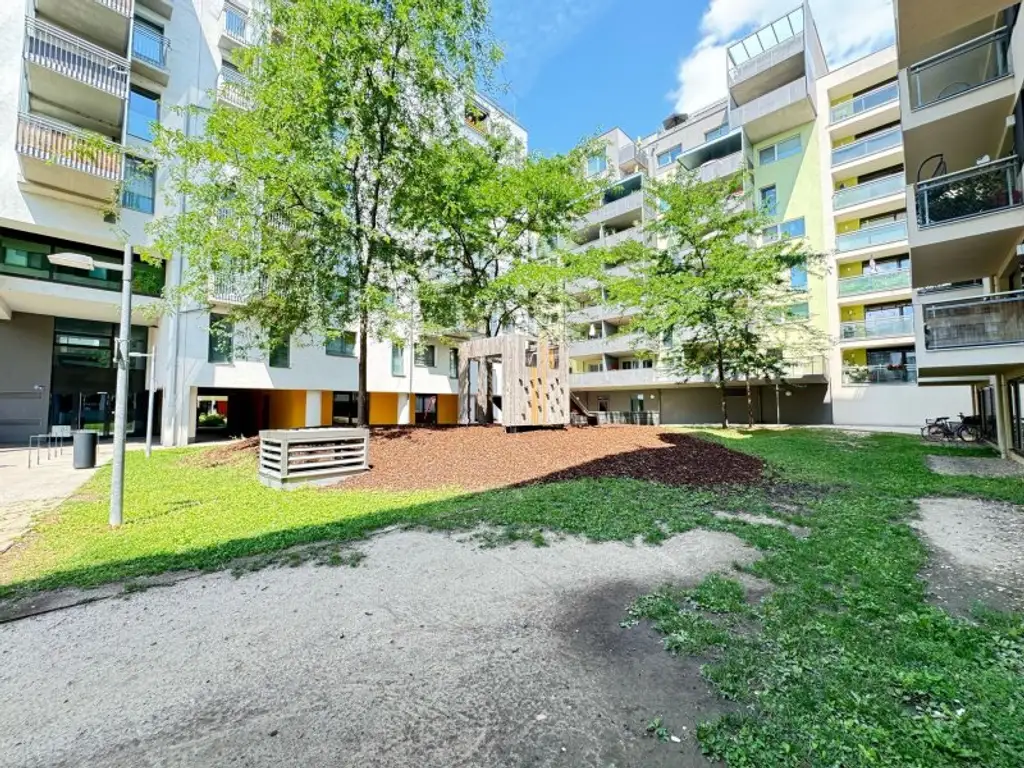 OPEN HOUSE-Besichtigung mit Einzelterminen, am Samstag, den 09.08.2025, ab 10:00 Uhr! Möblierte Vierzimmerwohnung mit großzügiger Loggia,Fernblick inkl. Garagenplatz im Herzen von Stadlau