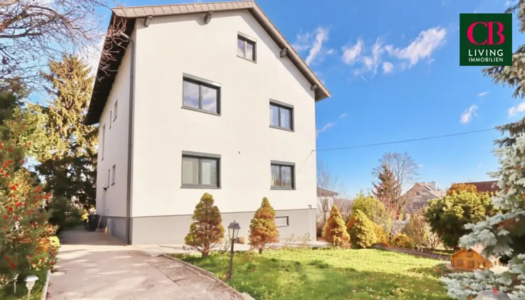 WUNDERSCHÖNES GRUNDSTÜCK AM ÖLBERG - KOMPLETT SANIERTES HAUS MIT  STIFTSBLICK