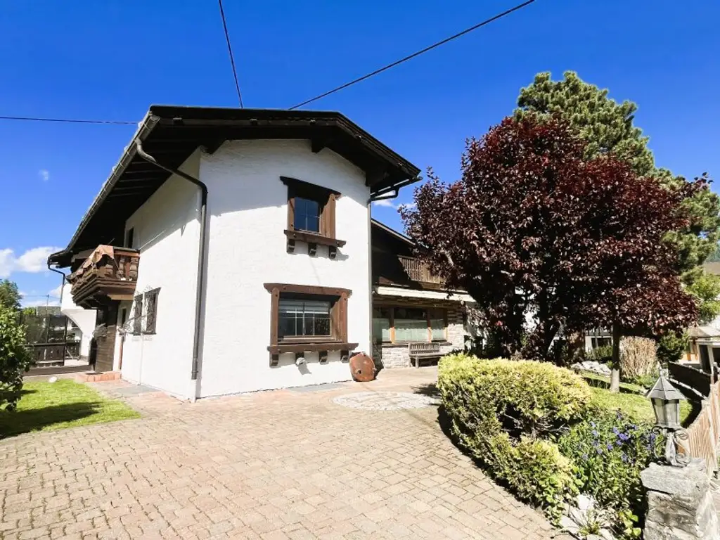 TOP Gelegenheit: Wohnhaus mit touristischer Widmung und über 380m² Wohnfläche fußläufig zum Skigebiet ab sofort kaufen!