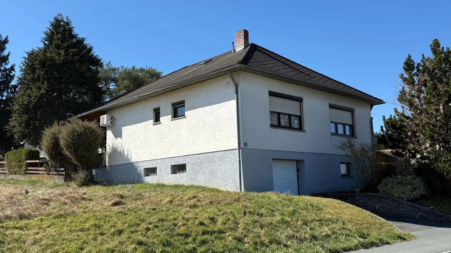 Hausansicht Straßenseite