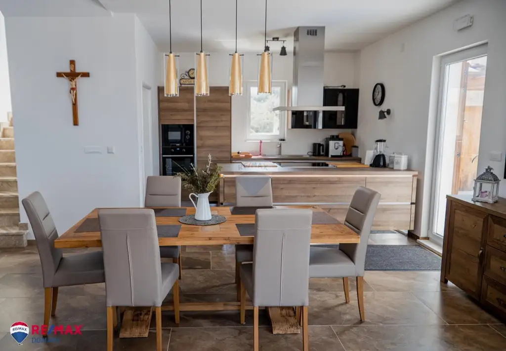 "Luxuriöse mediterrane Villa, Stivašnica"