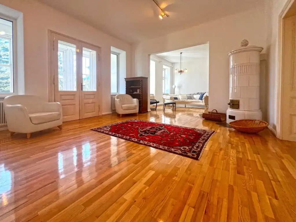 Charmante 5-Zimmer Villenetage mit traumhafter Terrasse und Wienerwaldblick am Sagberg
