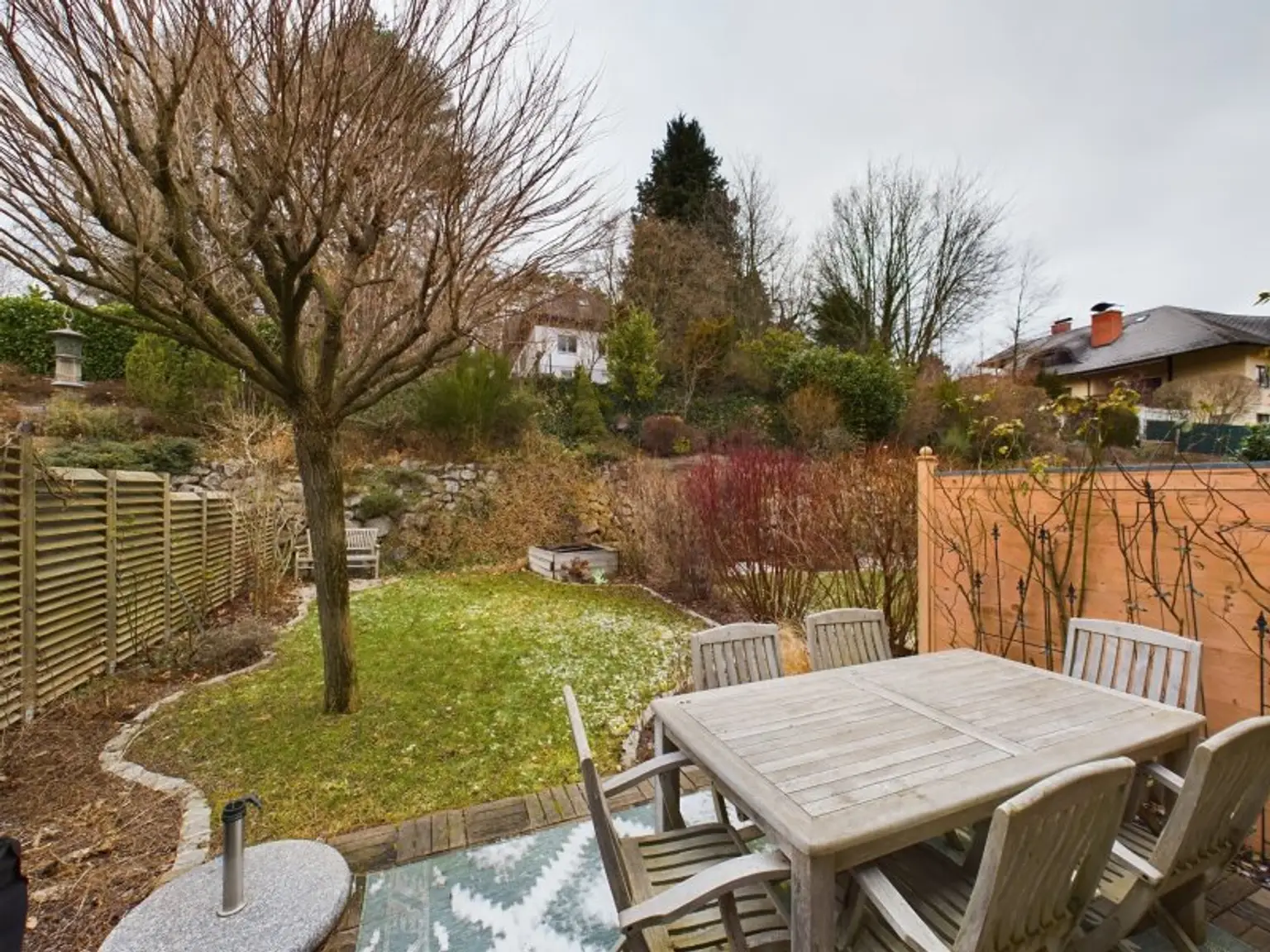 Charmantes Reihenhaus in Laab im Walde – 7 Zimmer, Garten und Garage! Ab € 1.311,--Kreditrate/Monate!!!!