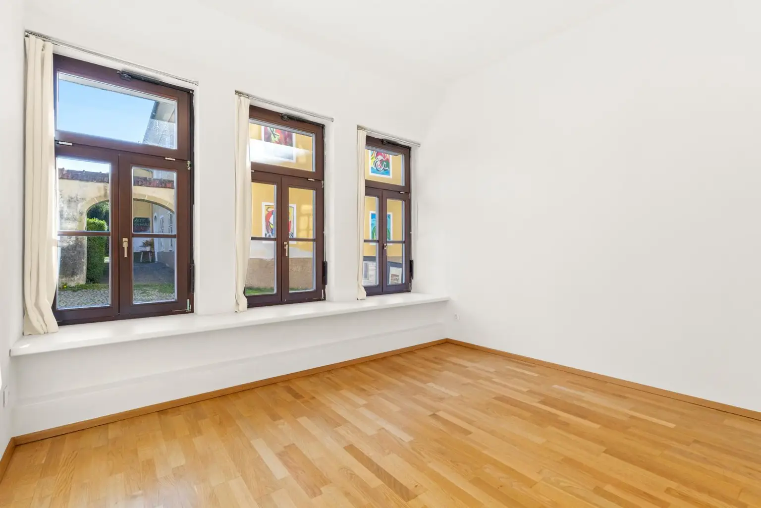 Charmanter Altbau, moderner Komfort - barrierefreie Wohnung im Herzen von Millstatt
