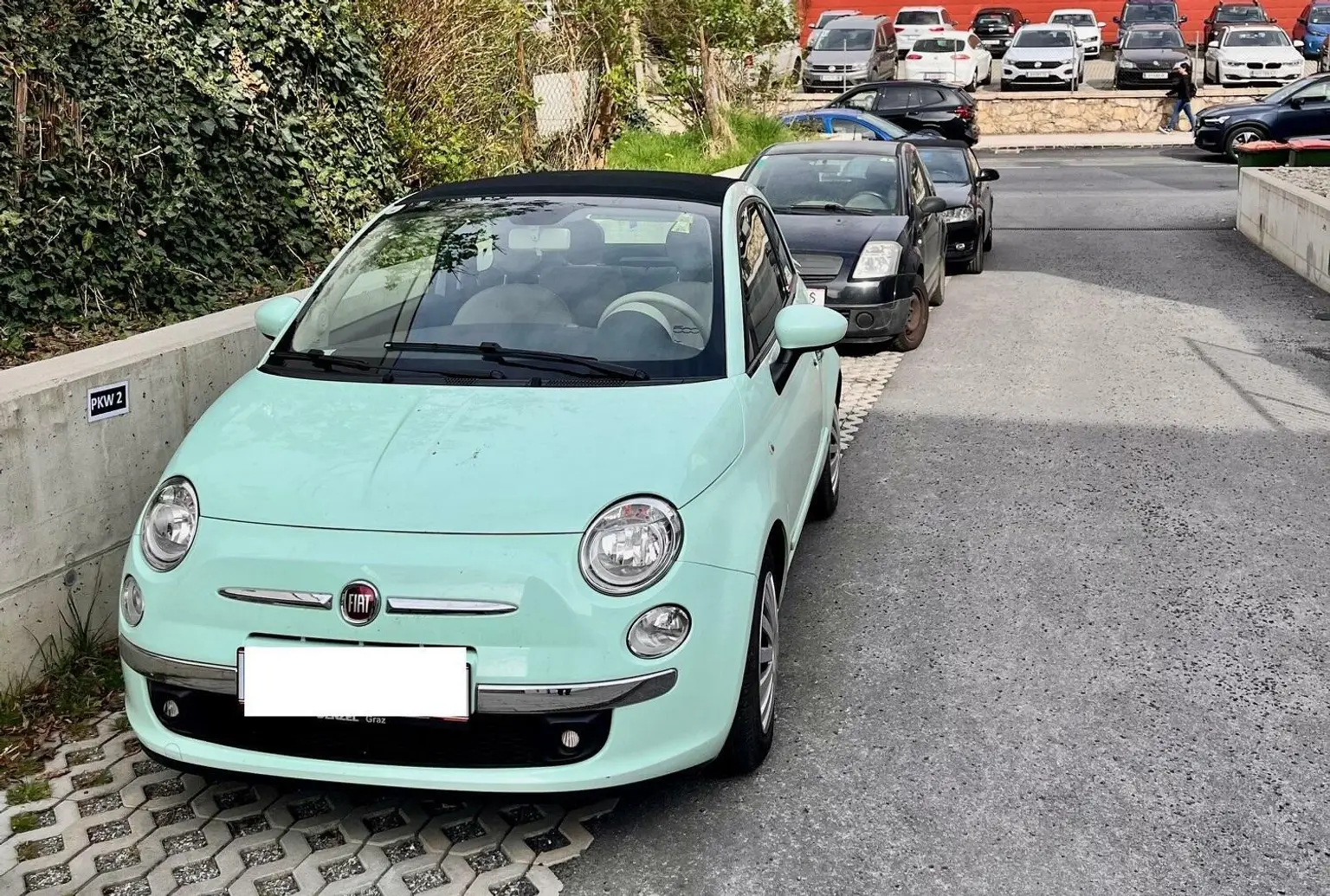 Erstbezug nach Generalsanierung: 2 Raum Wohnung im EG mit Terrasse,