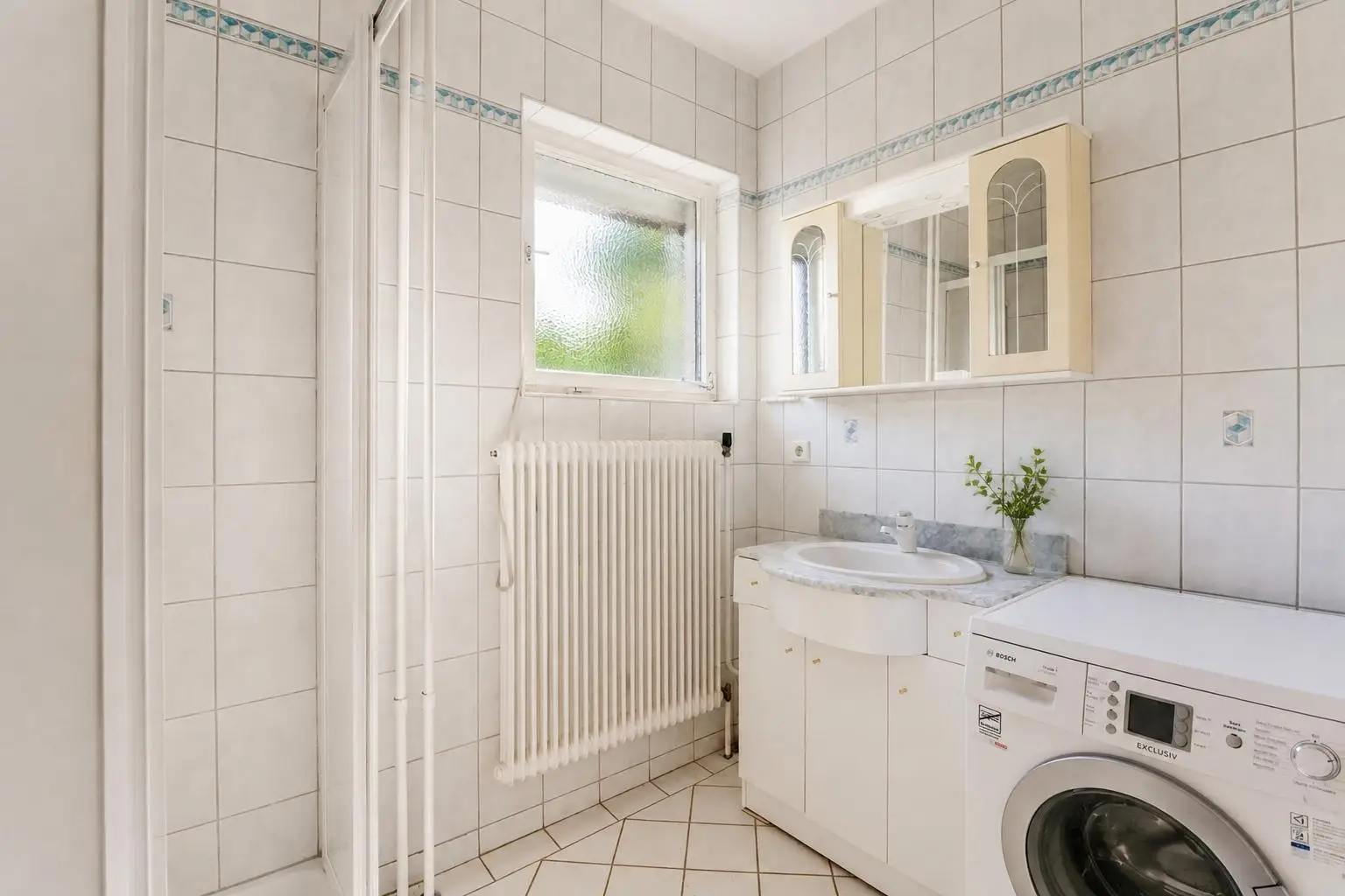 Badezimmer EG