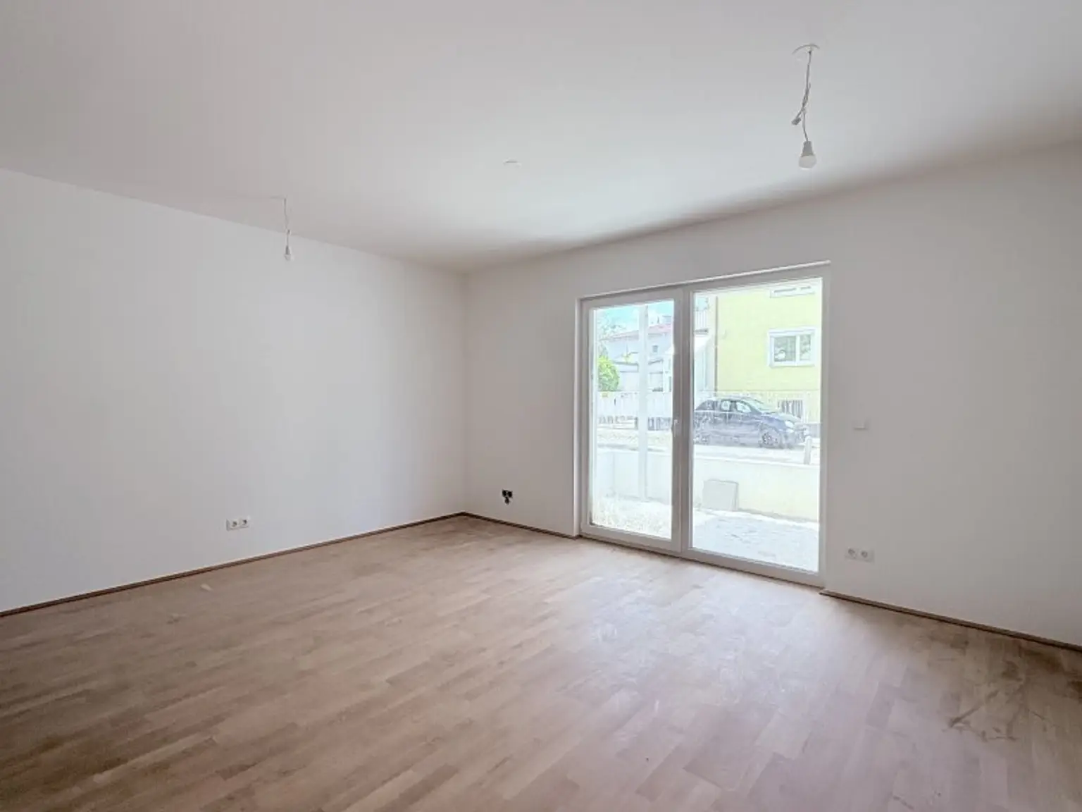 Erstbezug - Provisionsfreie und freifinanzierte Anlegerwohnung! Schöne 3 Zimmerwohnung mit Garten