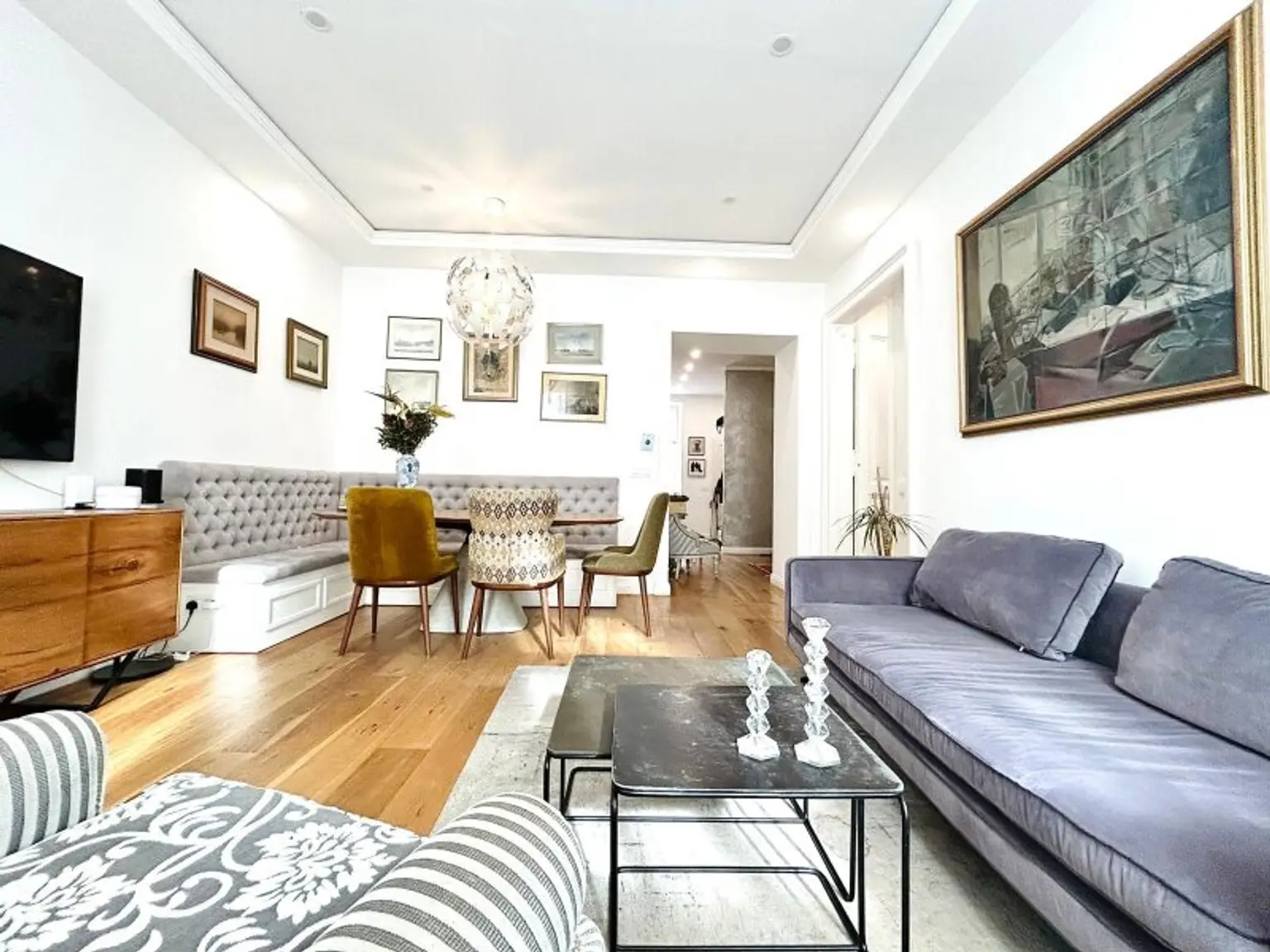 Designerwohnung mit 4 Zimmern und separater Küche – exklusive Altbau-Residenz mit Wiener Charme
