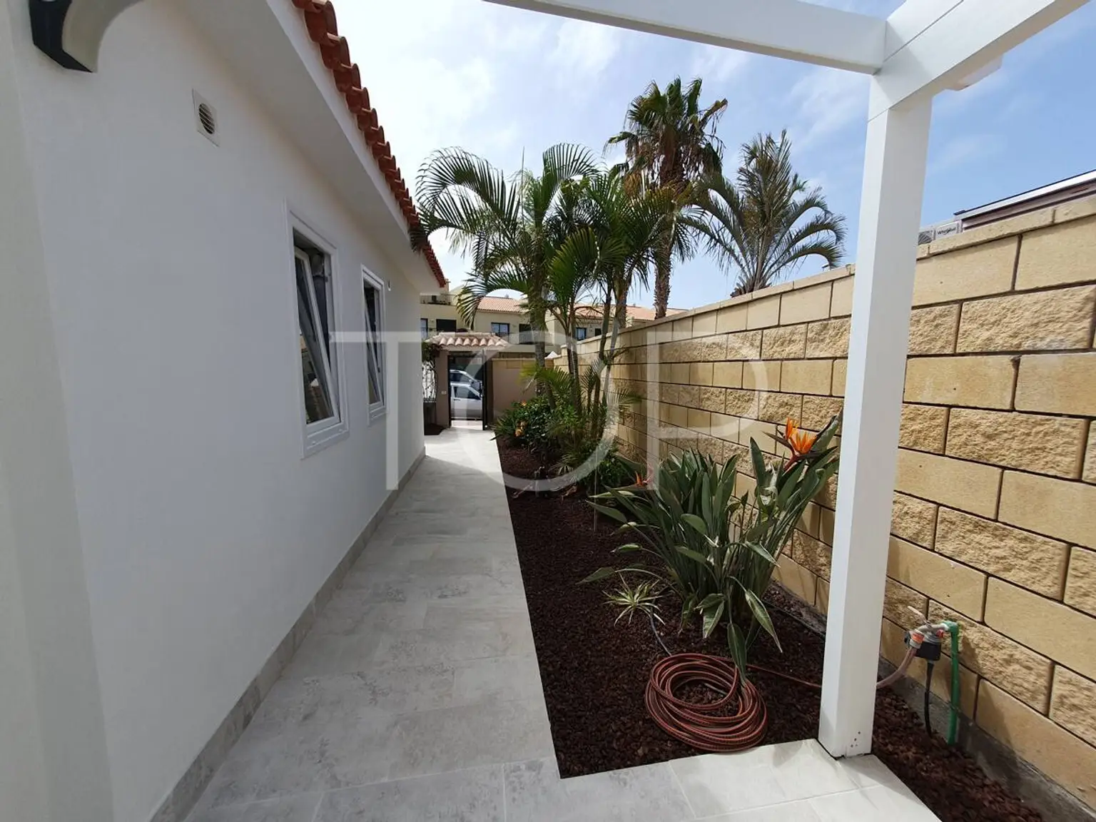 VILLA-EL-DUQUE-ENTRADA-1