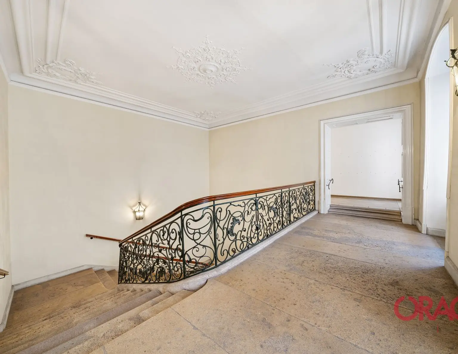 Altbau Büro in einem Palais, in der Wiener Innenstadt 1010, zu mieten