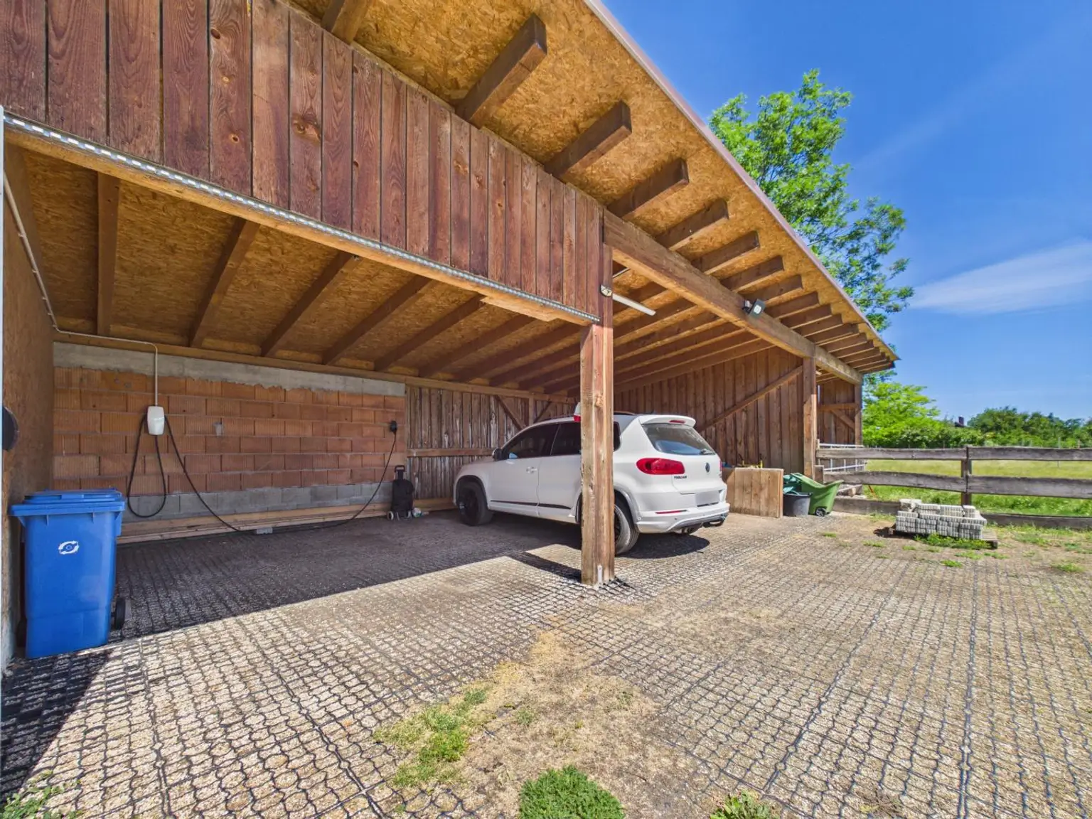 Carport