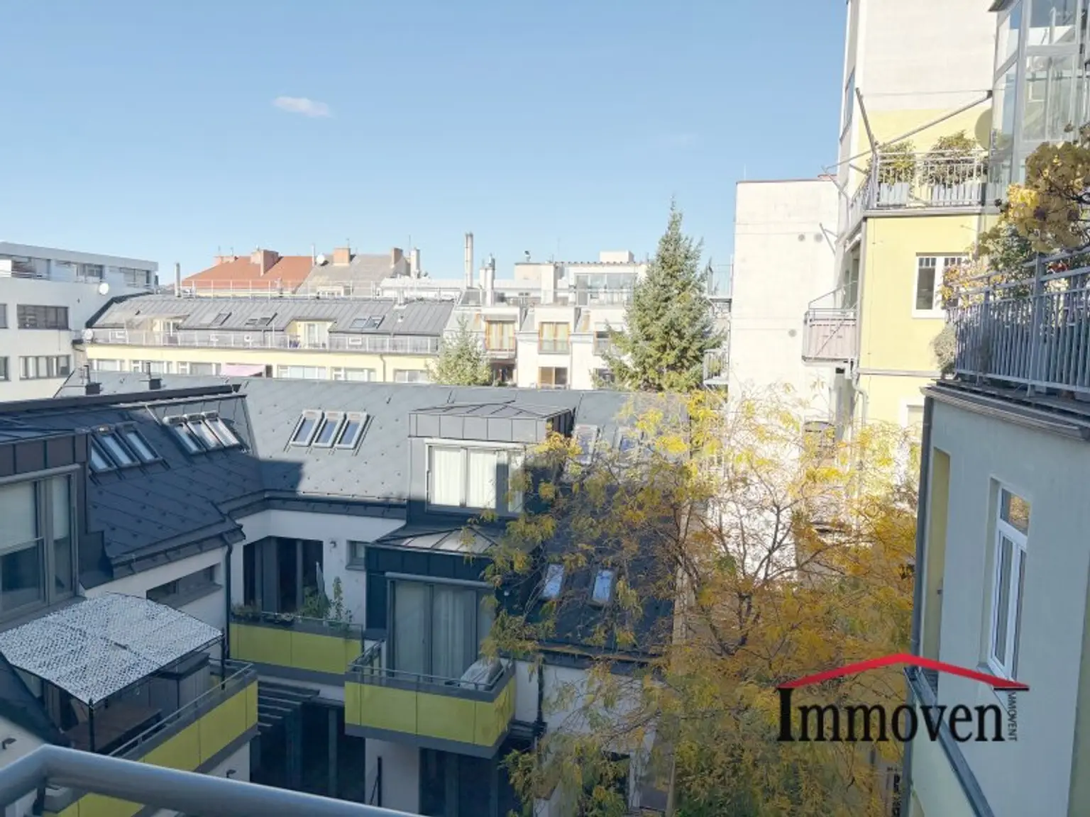 Wunderschöne, möblierte 2-Zimmerwohnung mit Balkon!