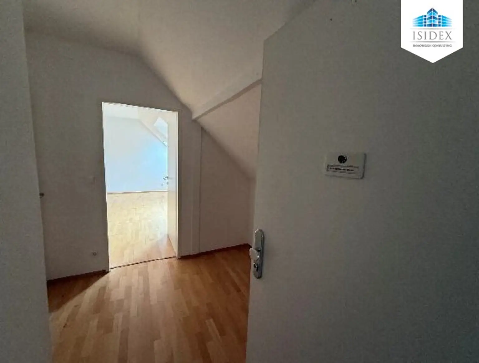 Dachgeschosswohnung im Herzen der Kurstadt Baden