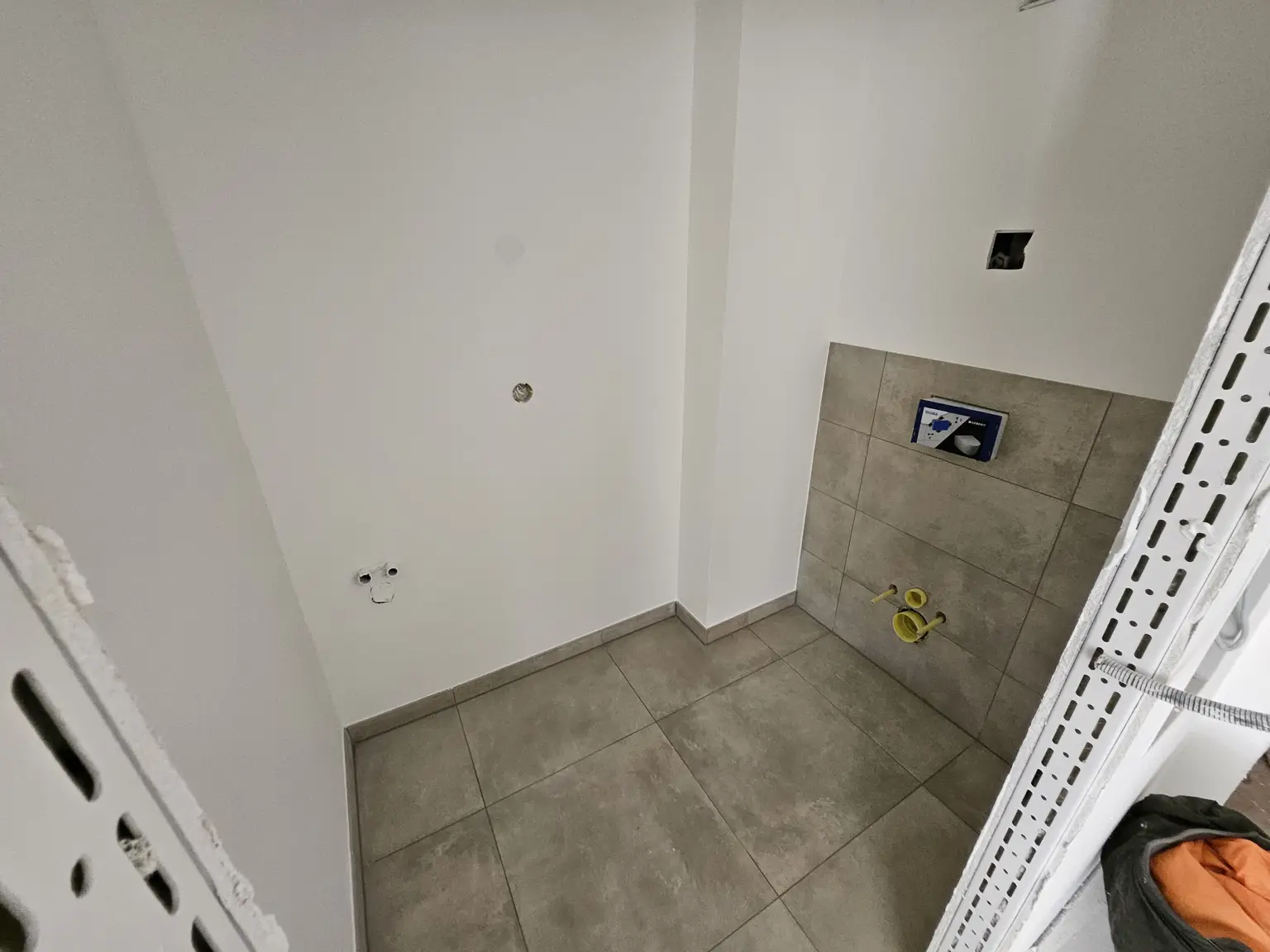 Erstbezug mit Stil: 2-Zimmer-Wohnung mit Loggia und großzügiger Wohnküche