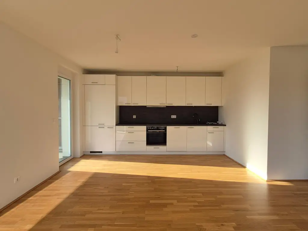 TOP AUSGESTATTETE 3 ZIMMERWOHNUNG IN JUDENAU