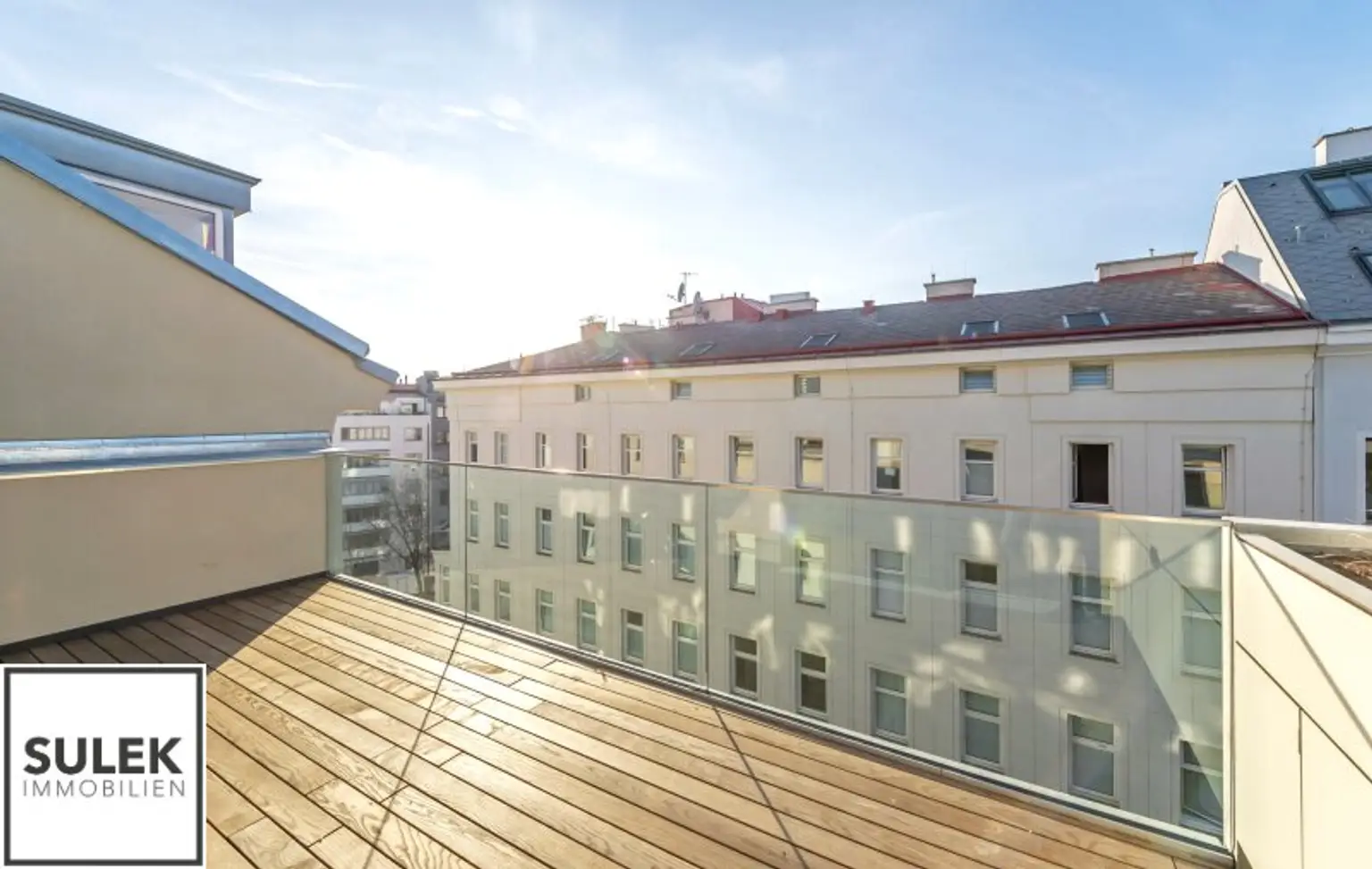 Luxuriöse 2-Zimmer Wohnung mit Terrasse ~ Abendsonne genießen ~ ab Neujahr verfügbar!