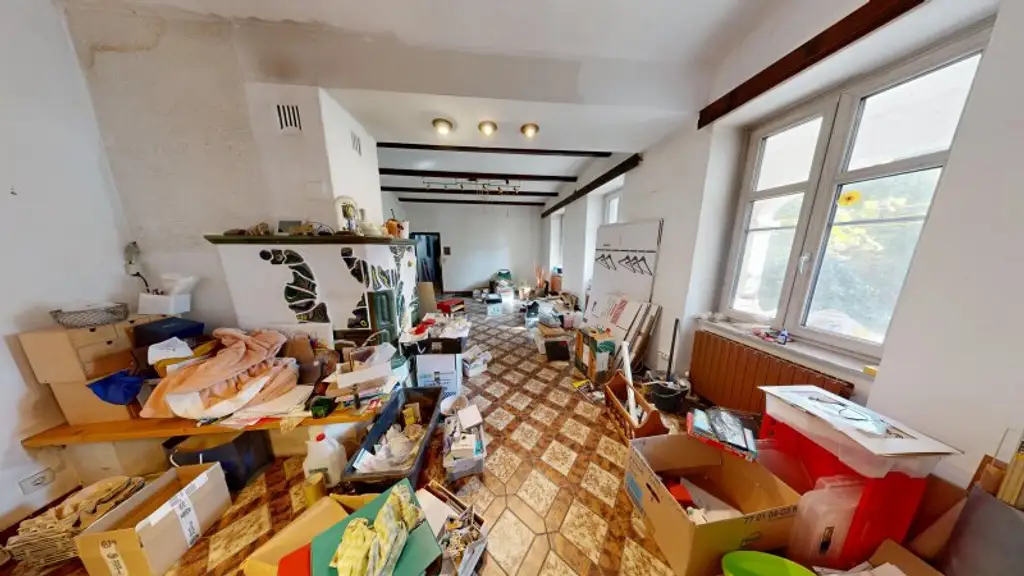 Wohnen mit Potenzial: Haus mit Arkaden & Doppelgarage in Münichsthal