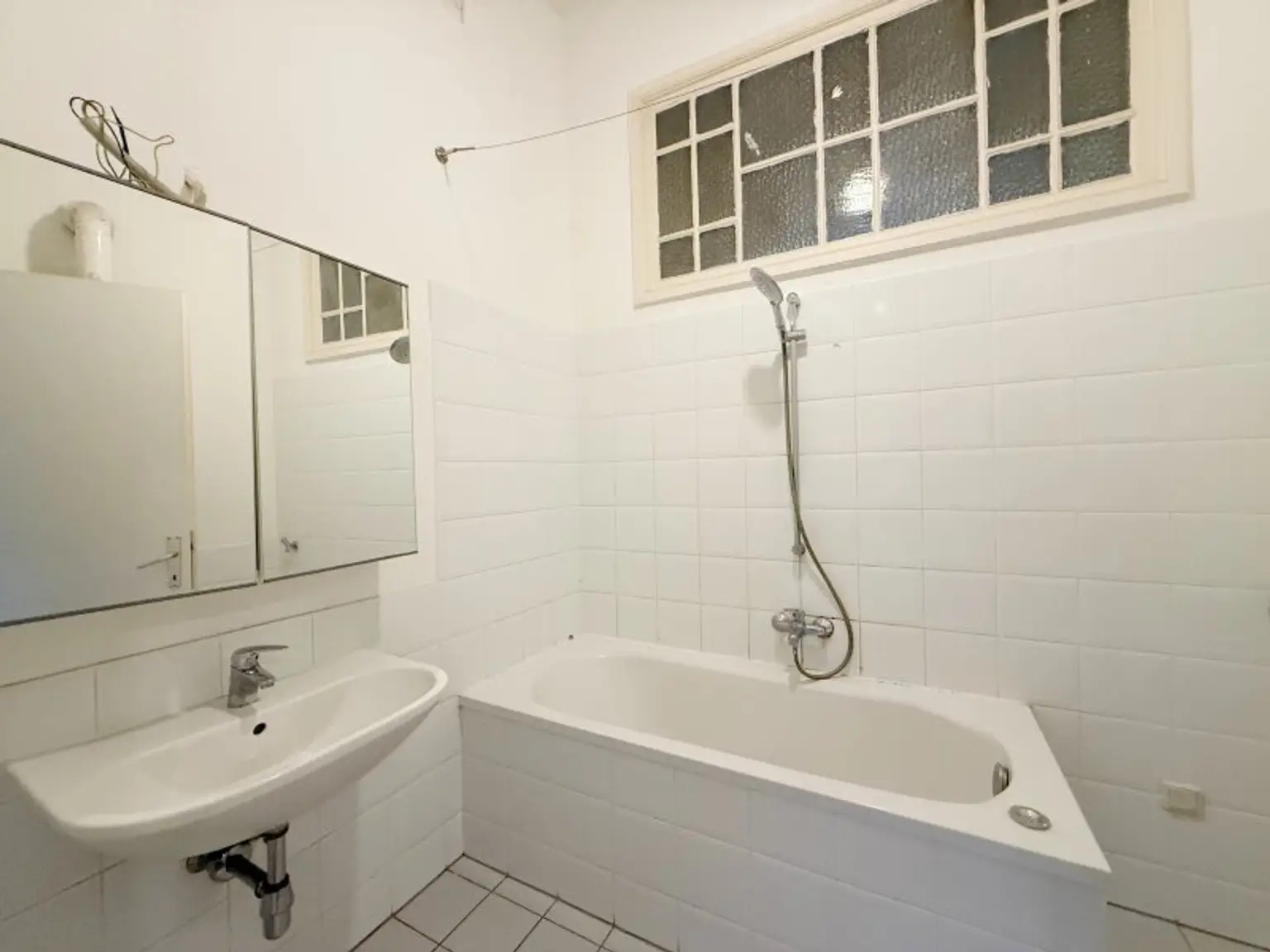 4-Zimmer-Wohnung in zentraler Lage Wiens – ideal geeignet als WG für 3 Studenten