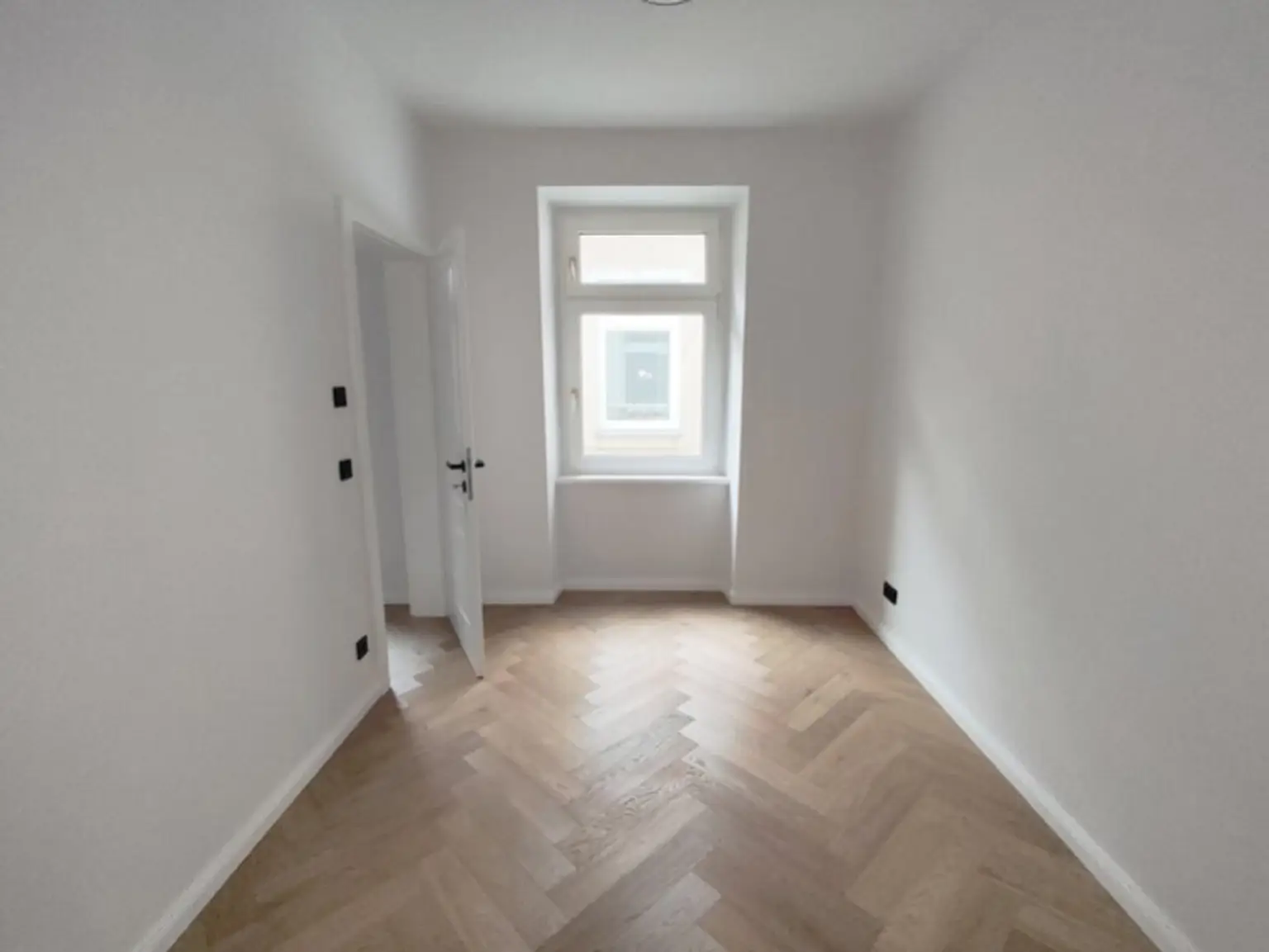 Krongasse! 3-Zimmer Altbau-Erstbezug in liebevoll saniertem Altbauhaus - Top13