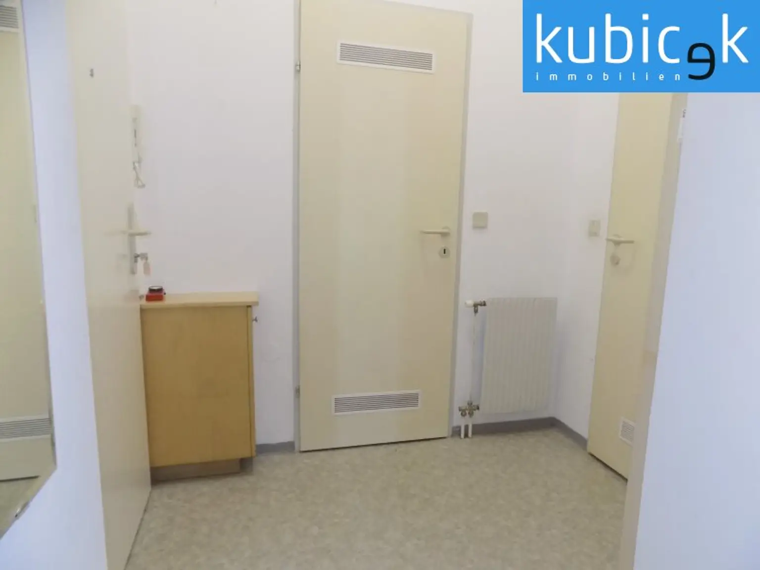 Altbau-Garconniere mit Gartenanteil in Hofruhelage Nähe U2