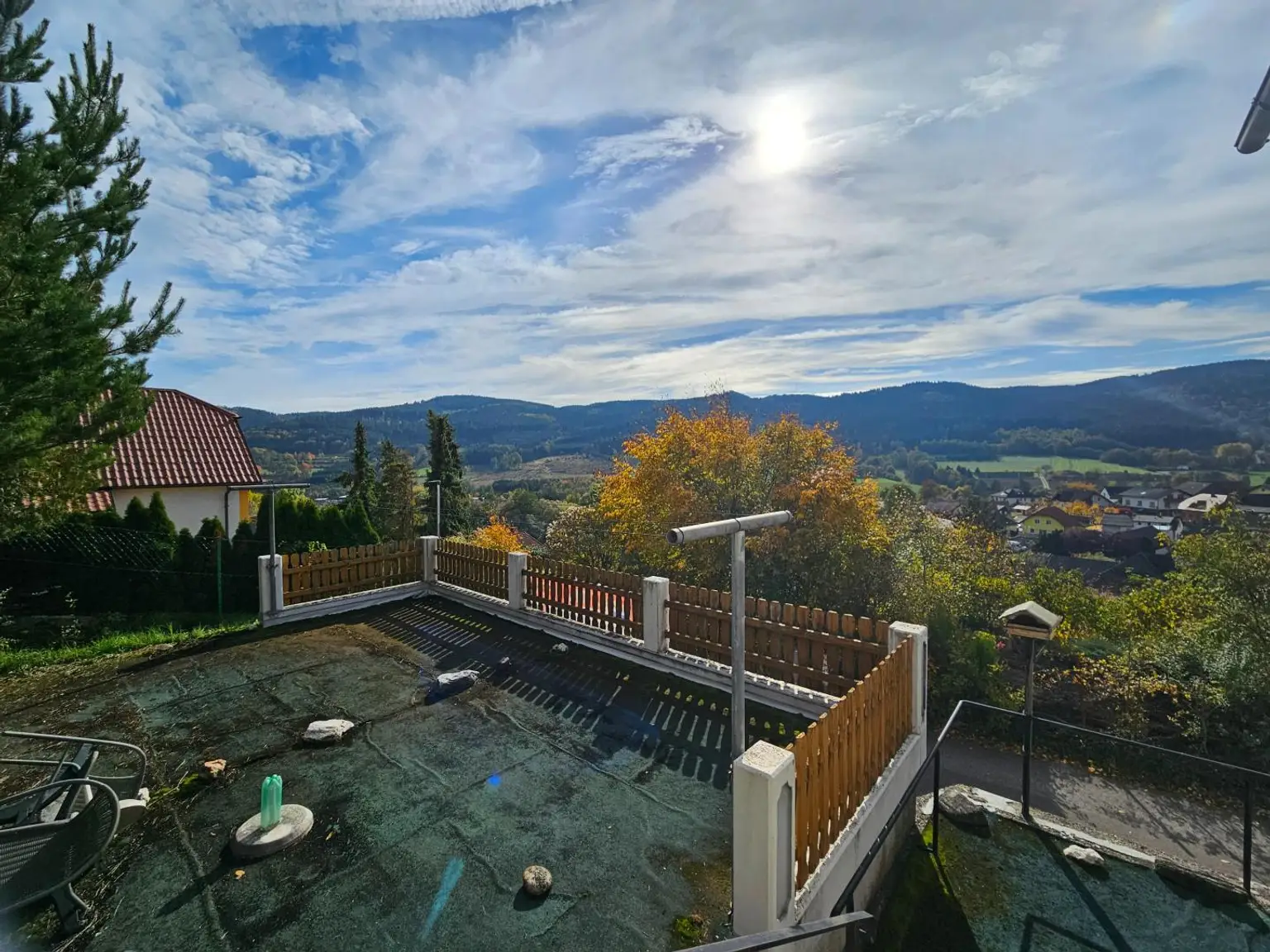 Einfamilienhaus mit herrlichem Ausblick in ruhiger Siedlungslage