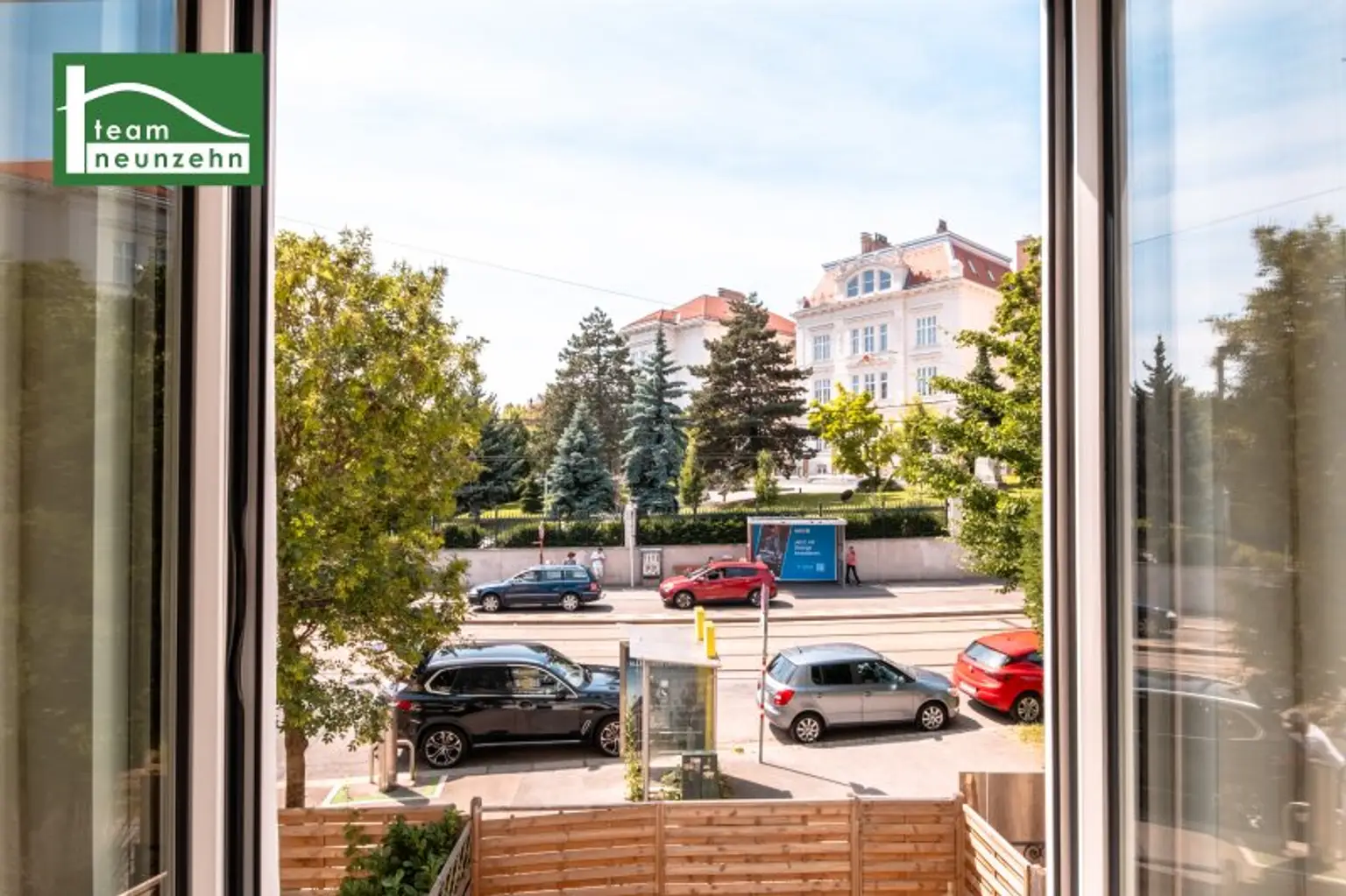 Altbauwohnung am Fuße der Hohen Warte neben dem Setagayapark! Faires Preis-Leistungs-Verhältnis! Gute Anbindung ins Stadtzentrum! Saniertes Altbau-Zinshaus!