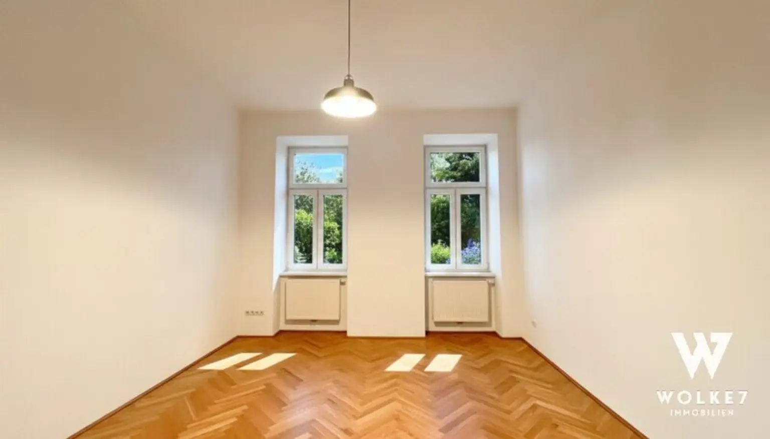 Sanierte 3-Zimmer-Altbauwohnung mit ca. 13,5 m² Balkon I bezugsfertig