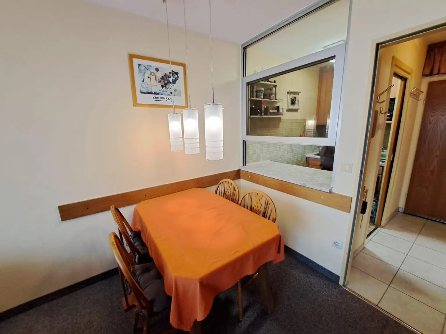 großzgüges Appartement mit phantastischem Ausblick