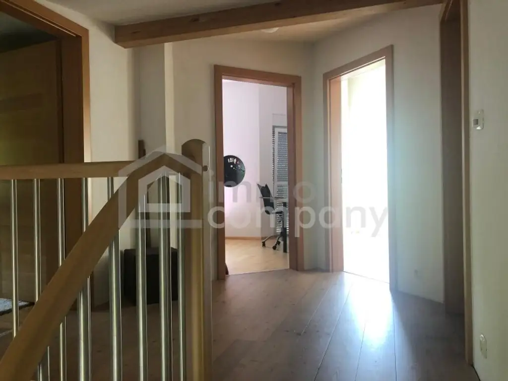 Einfamilienhaus in sonniger Top-Lage von Vöcklabruck – Pfarrerfeld