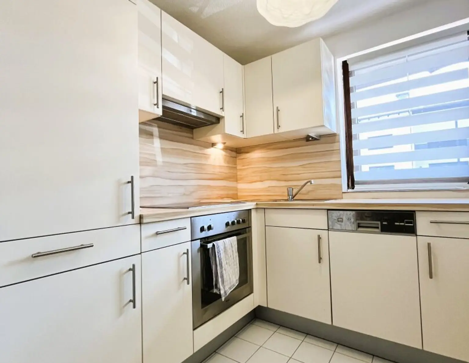 BESTLAGE: Traumhafte 3-Zimmerwohnung mit sonniger Terrasse in Seefeld fußläufig zum Skigebiet ab sofort kaufen!
