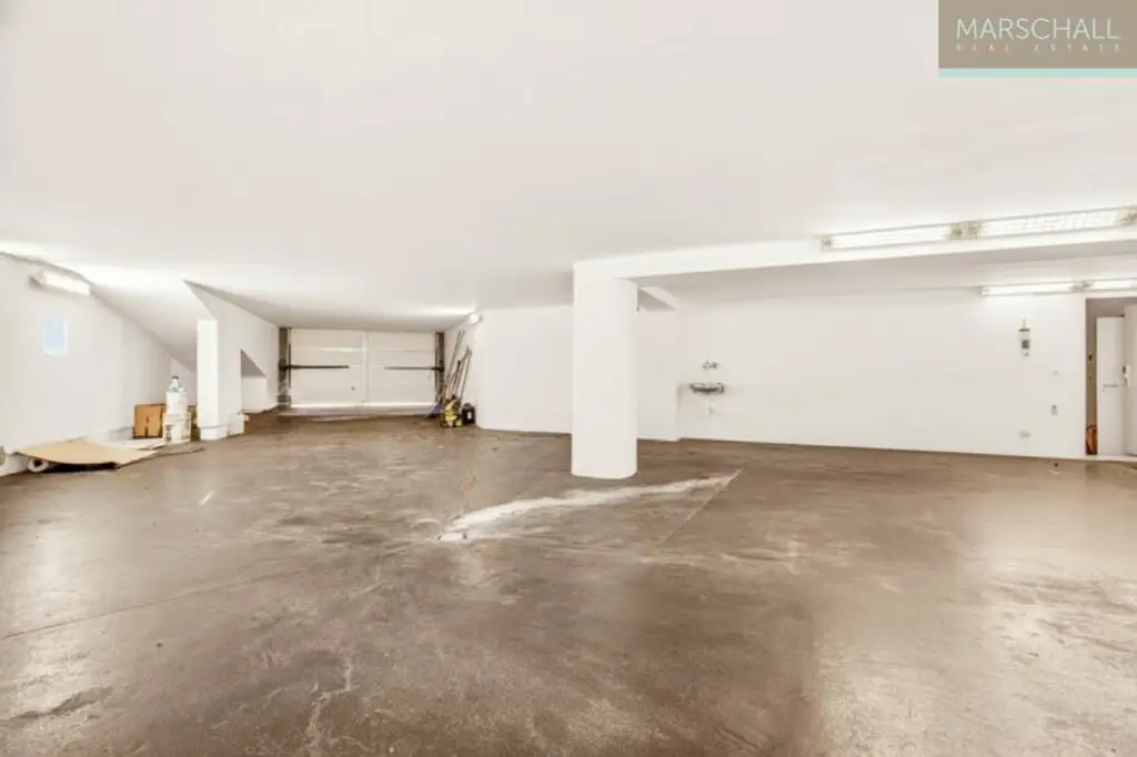 Elegantes Anwesen mit großzügigem Grundbesitz (11.045 m²) zur Vermietung