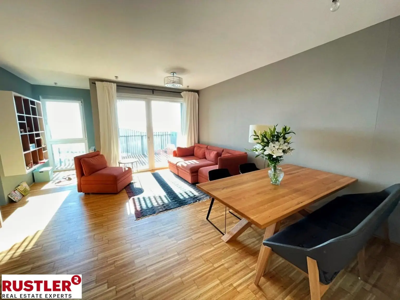 Atemberaubend -> Möblierte 4-Zimmer Wohnung mit traumhaftem Ausblick