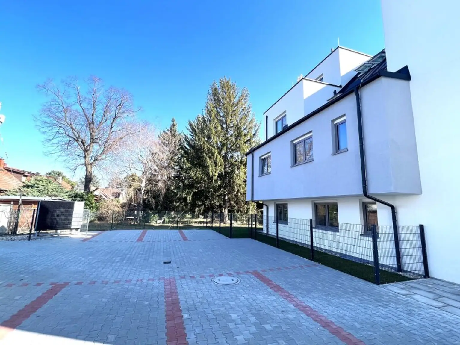 PROVISIONSFREI!!PANORAMABLICK - 2 - ZIMMER WOHNPARADIES MIT TERRASSE