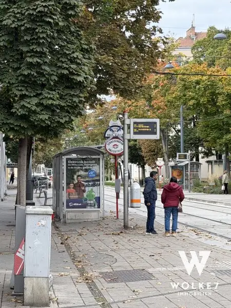 Zu vermieten: 1-Zimmer | großer Balkon | Hoßplatz 25er 26er | Keine Ablöse
