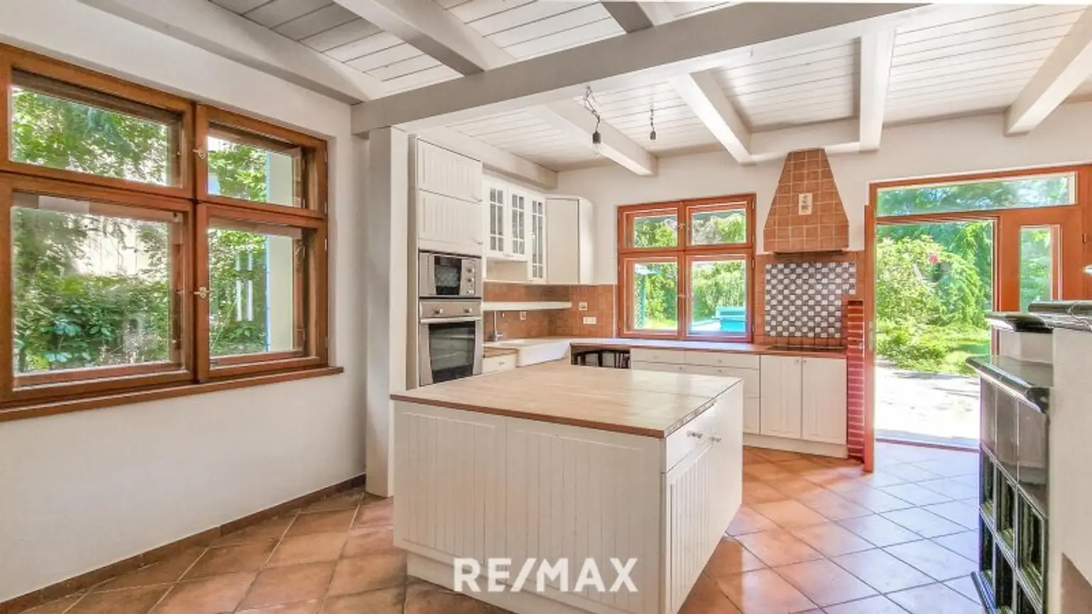 WOHNKÜCHE (HOCHPARTERRE)