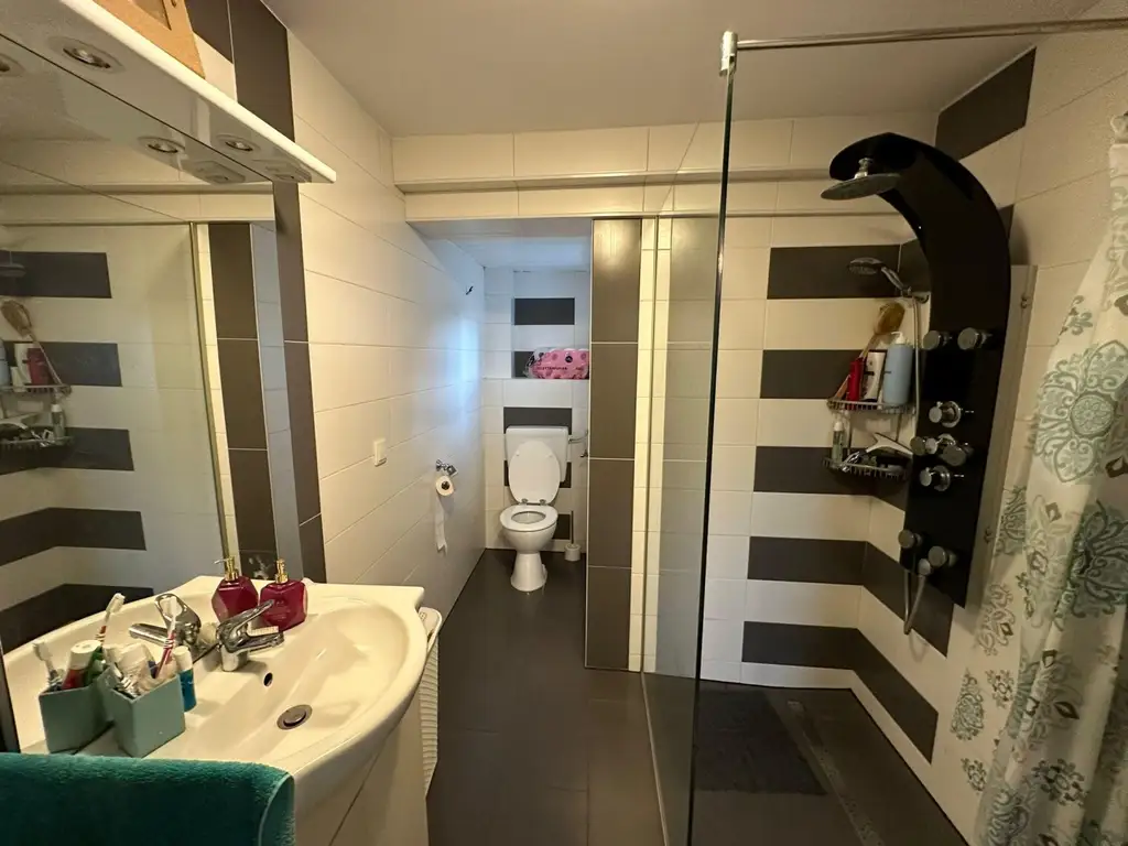 "Ein Haus für Familie & InvEsTmEnT!"