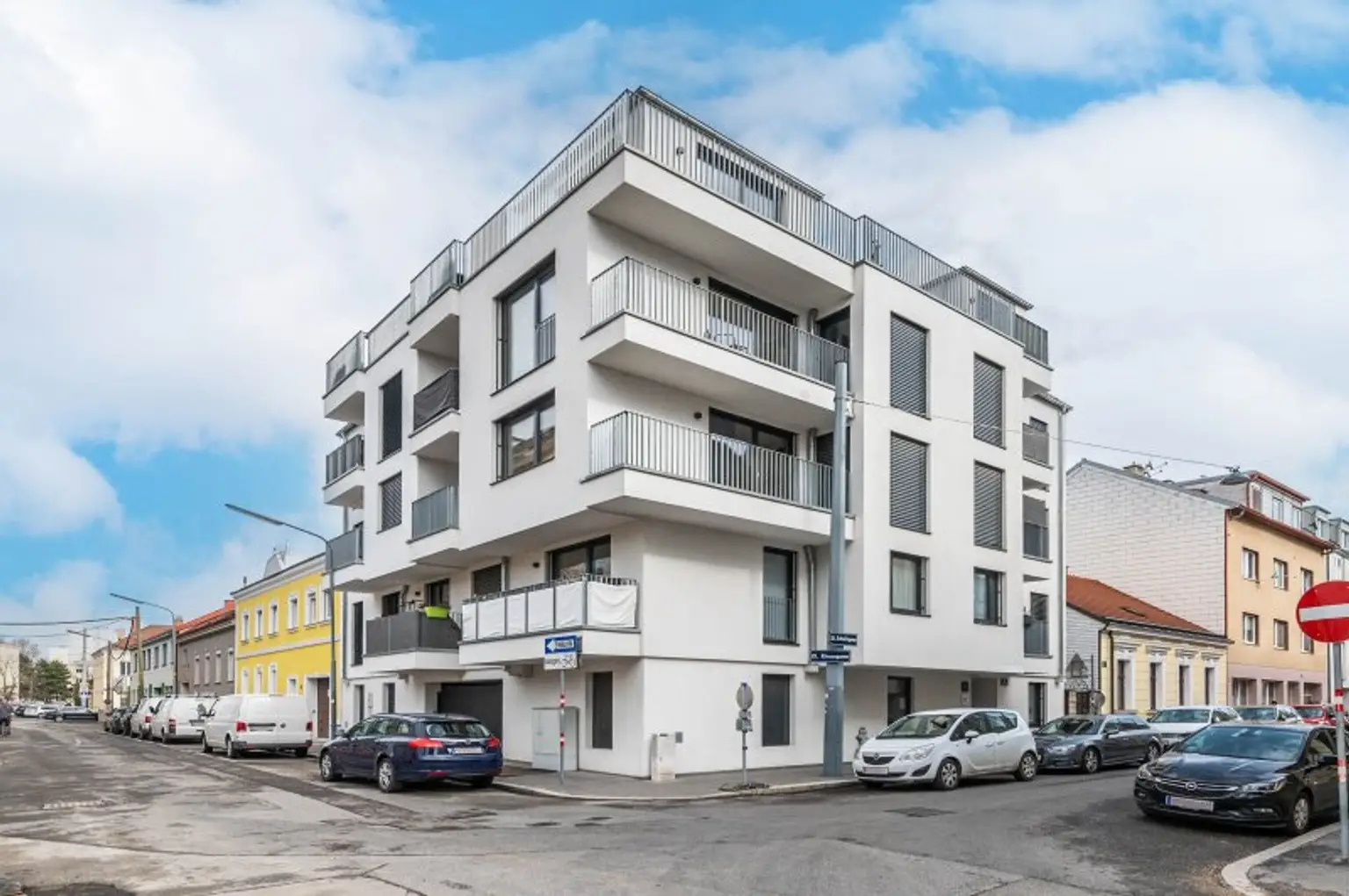 Achtung: Absoluter Top-Preis! Moderne 3-Zimmer-Wohnung mit Bürowidmung in der Nähe der U1 Kagraner Platz!