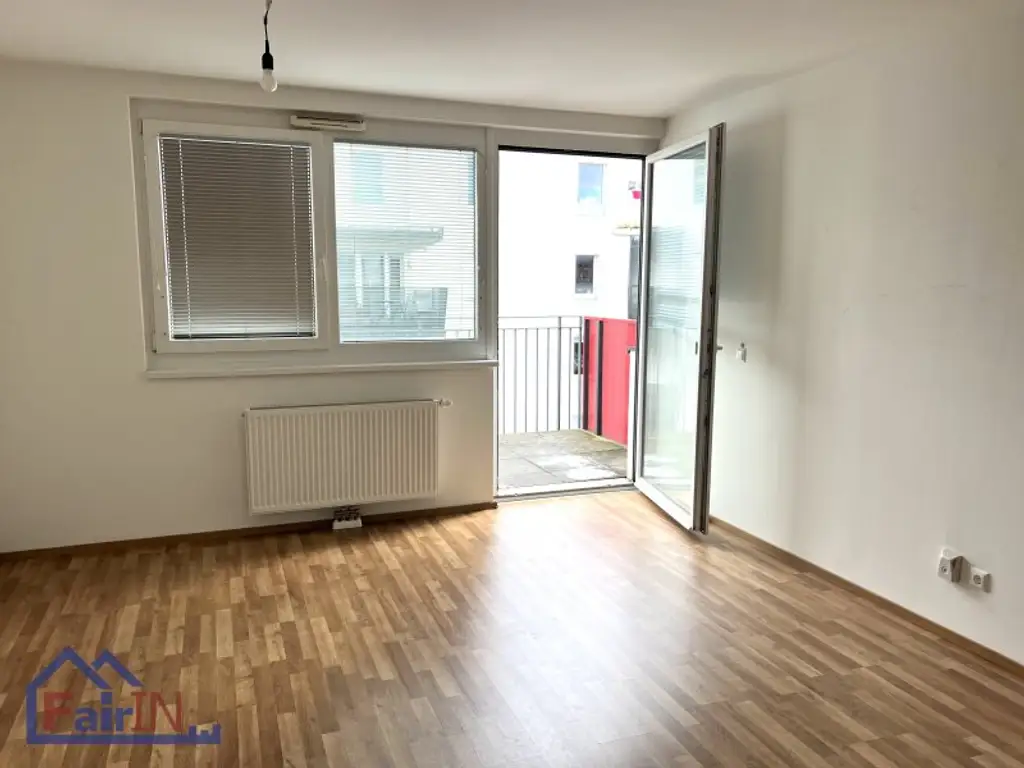 DIREKT BEIM HAUPTBAHNHOF - WOHNUNG MIT BALKON ZU VERKAUFEN