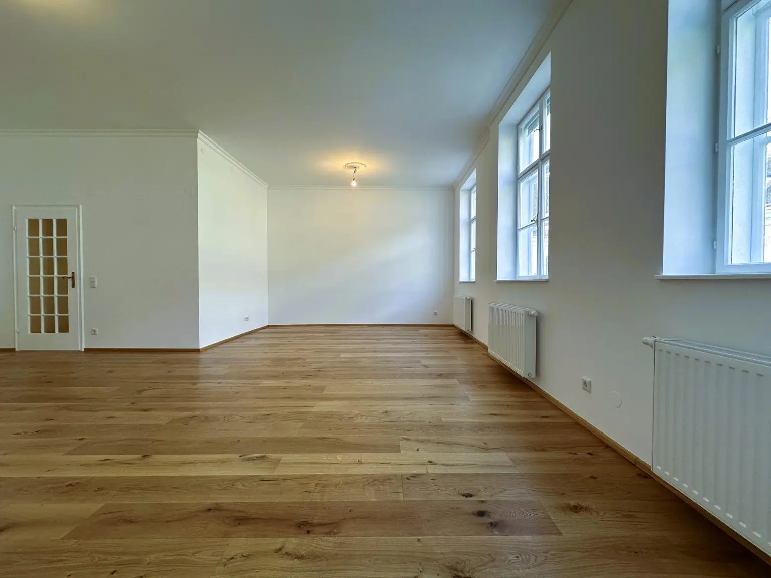 4 ZIM.WHG MIT BLICK IN RUHIGEN INNENHOF/LIFT/TIEFGARAGE