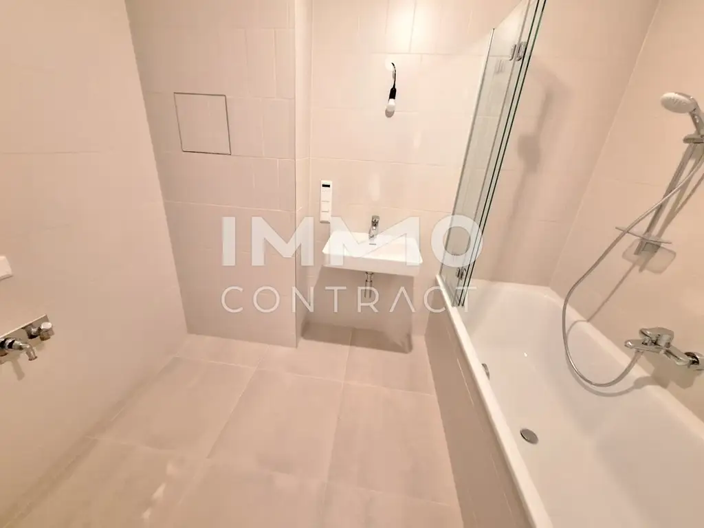 Erstbezug; 3 Zimmer mit großzügigem Balkon