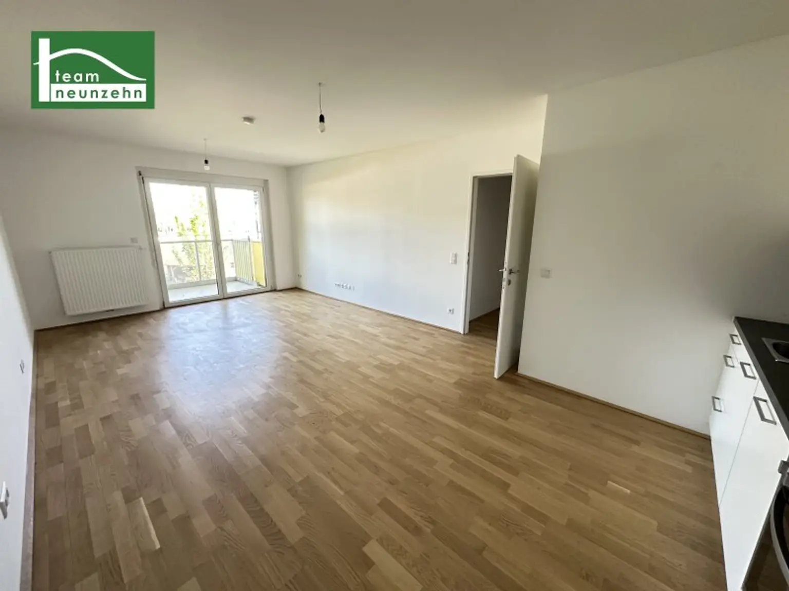 LEO 131 - Hochwertige 2-Zimmer Wohnung mit Loggia! Nahe Siemens, S-Bahn und mit Anbindung nach Floridsdorf!