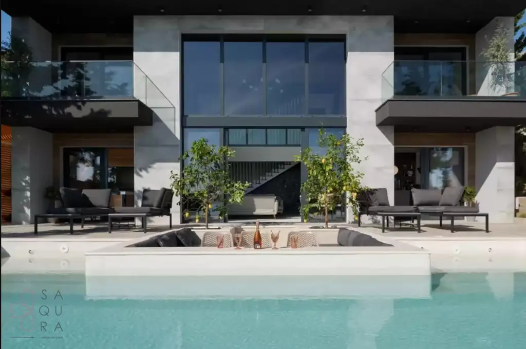 Exklusivität direkt am Meer – Moderne Luxusvilla bei Zadar mit 6 Suiten & Investmentpotenzial