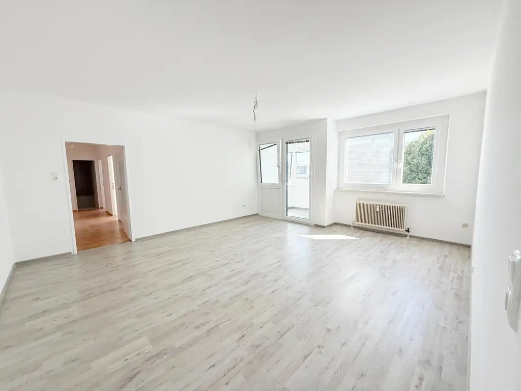 Großzügige 4 Zimmer Wohnung im Herzen von Wels - ideal für Familien!