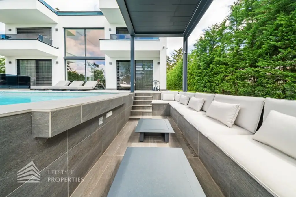 Grandiose Luxusvilla mit Pool - Ihr Rückzugsort Nähe Wienerberg