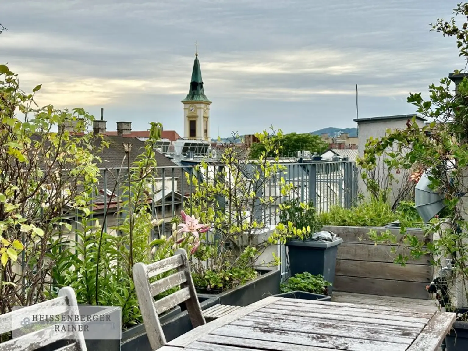 PENTHOUSE MIT TRAUMHAFTEN TERRASSEN /// PERFEKTER GRUNDRISS /// ALSER STRASSE, ELTERLEINPLATZ