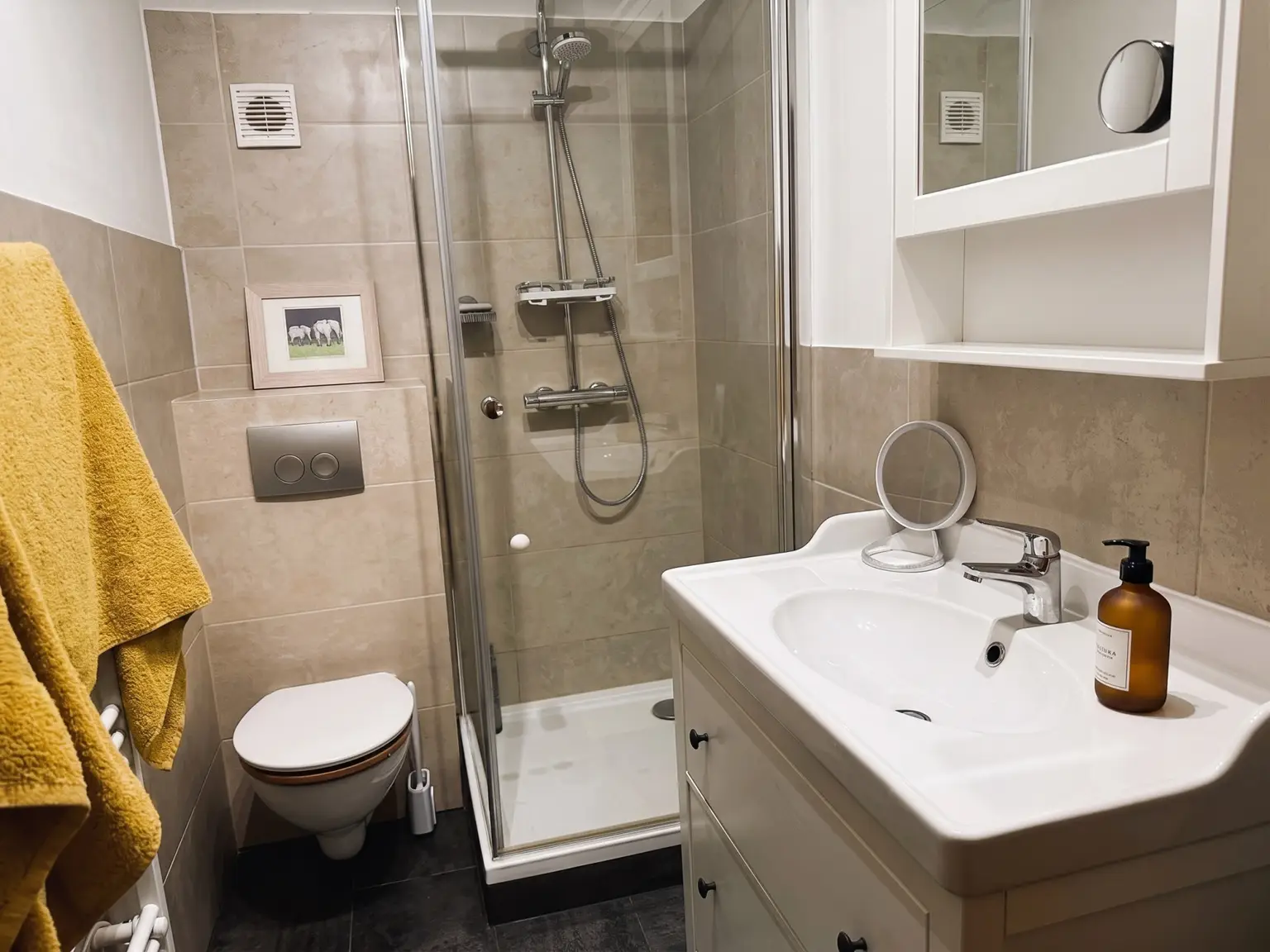 2. Badezimmer