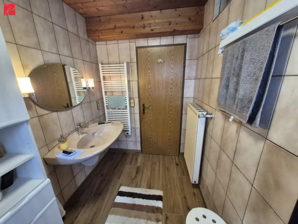 Noch vor Weihnachten im neuen Zuhause? Gepflegtes Haus sucht Besitzer!