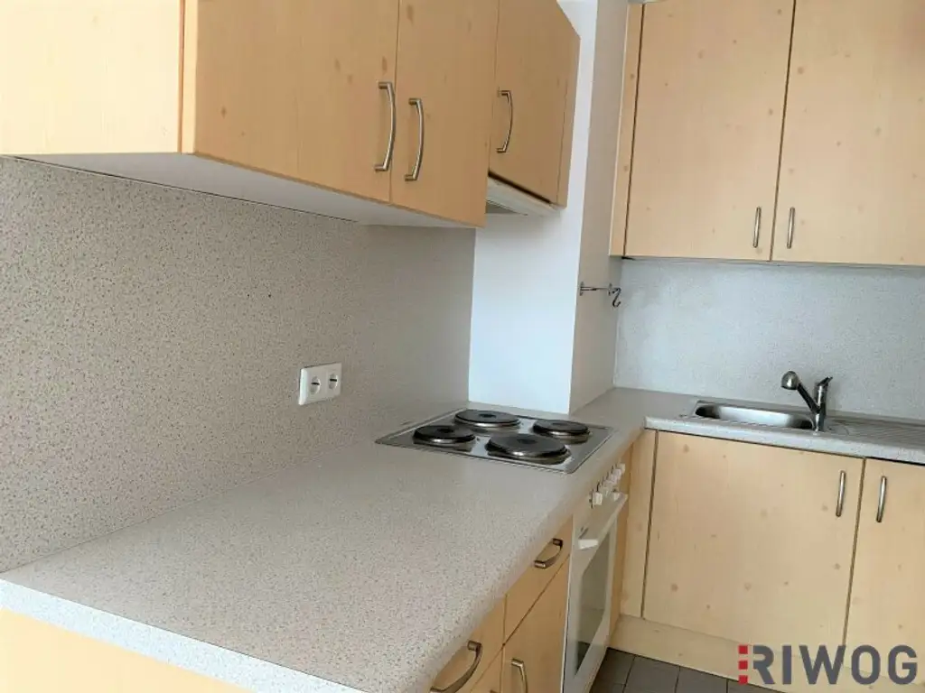 Nähe U3 Simmering - Ruhelage - Stellplatz optional - zwischen Lorystraße und Simmeringer Hauptstraße