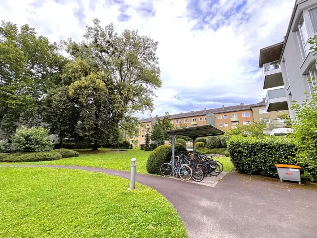Toller Grundriss - 3 Zimmer Wohnung mit Balkon und Garagenplatz in Linz